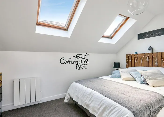 Lucarnes - 3 Etoiles - Welkeys Apartman Honfleur