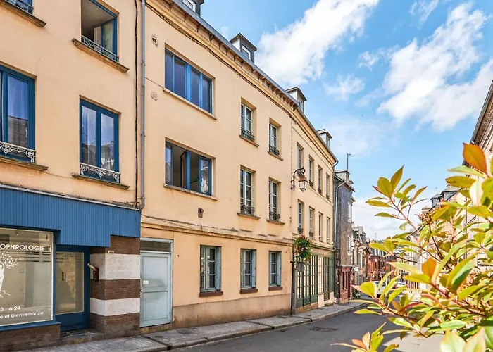 Apartment Lucarnes - 3 Etoiles - Welkeys Honfleur